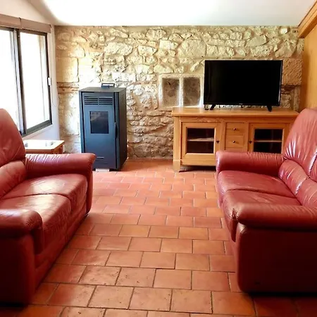 Holiday home De Charme En Pierres Apparentes : Les Granges Gardonne