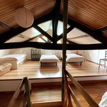 De Charme En Pierres Apparentes : Les Granges Holiday home Gardonne